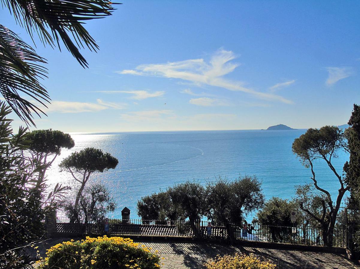Fiori Sul Mare Apartment Tellaro Exterior photo